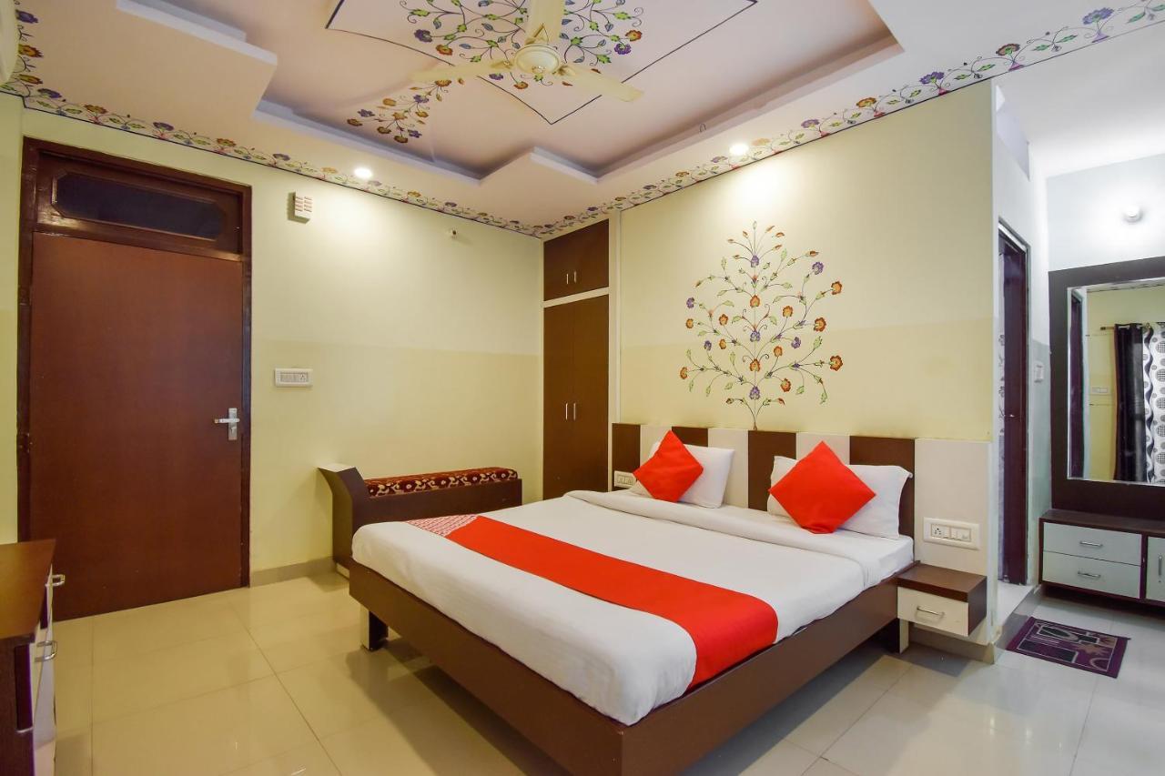 Oyo 11389 Hotel Ng Palace 斋浦尔 外观 照片