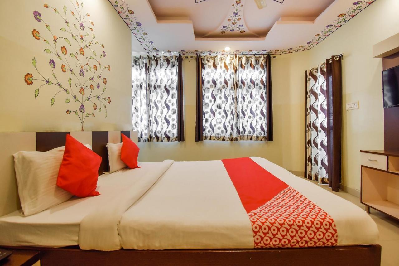 Oyo 11389 Hotel Ng Palace 斋浦尔 外观 照片